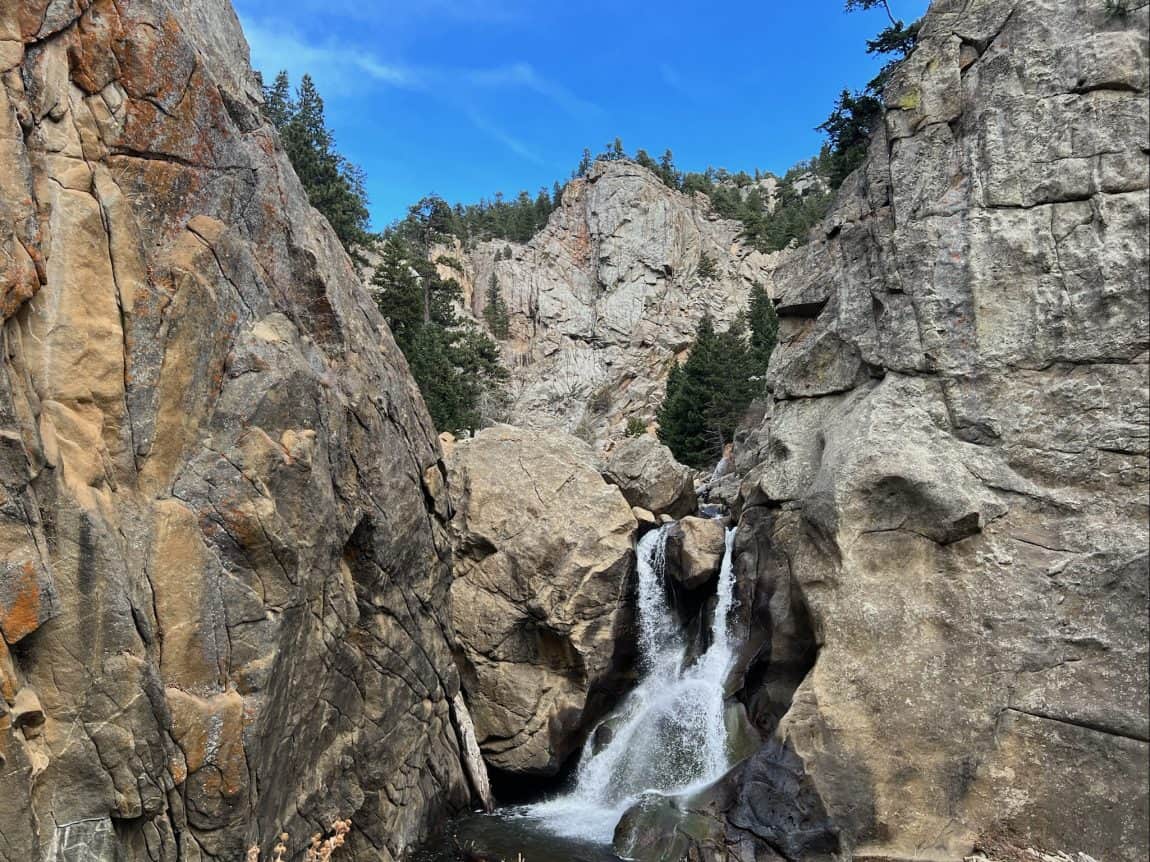 [Hike] Boulder Falls - a girl can tri